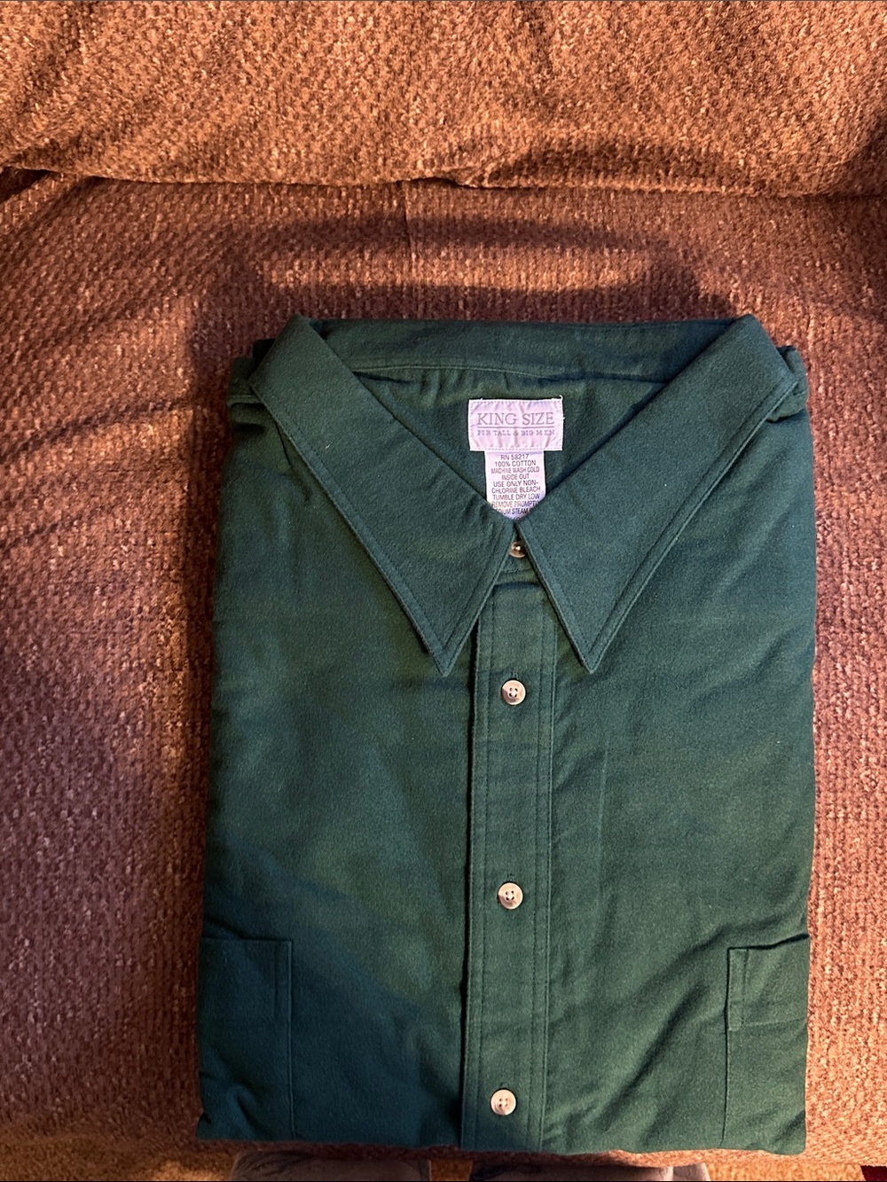 Men's Forest Green Button-Down Casual Shirt - Classic Collared Style